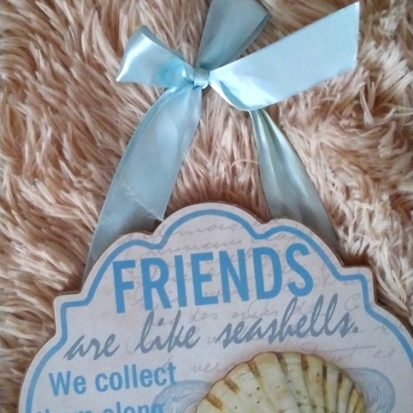 FRIENDS Are Like Seashells Plaque - Picture 3 of 7
